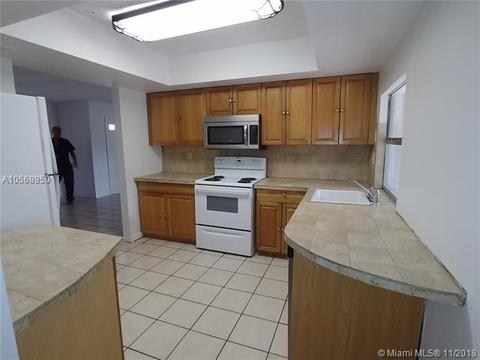 Undisclosed, Miami, FL 33157 photo 6