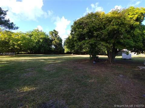 Undisclosed, Miami, FL 33157 photo 12