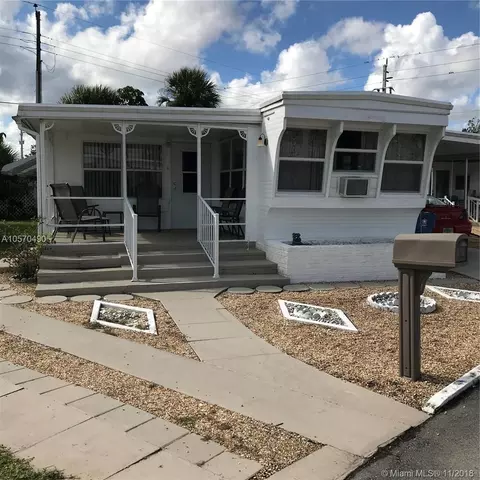 8564 SW 16th St, Davie, FL 33324 photo 1