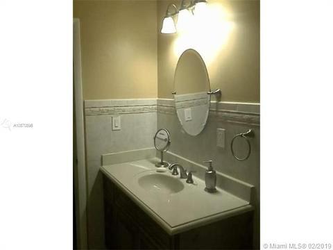 Undisclosed, Miami, FL 33155 photo 2