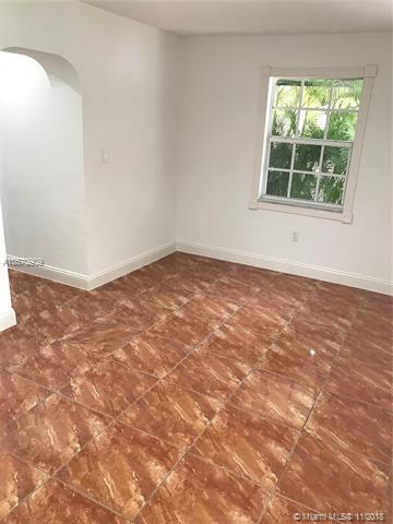 343 W 11, Hialeah, FL 33010 photo 14