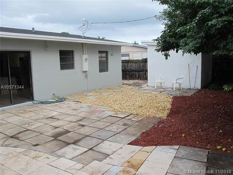 1572 NE 31 St, Pompano Beach, FL 33064 photo 15