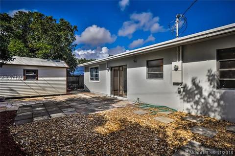 1572 NE 31 St, Pompano Beach, FL 33064 photo 12