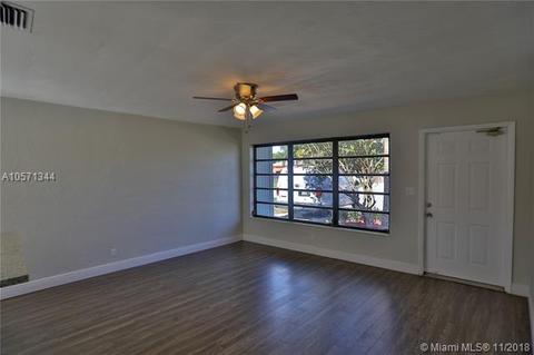 1572 NE 31 St, Pompano Beach, FL 33064 photo 4