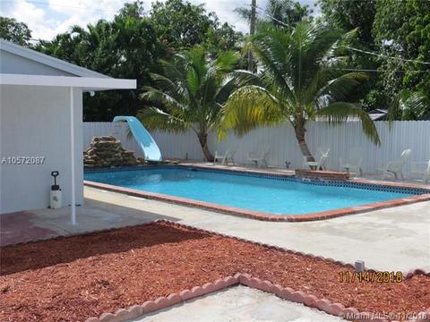 348 E 39th St, Hialeah, FL 33013 photo 25