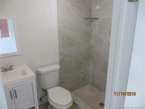 348 E 39th St, Hialeah, FL 33013 photo 14