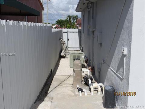 348 E 39th St, Hialeah, FL 33013 photo 23