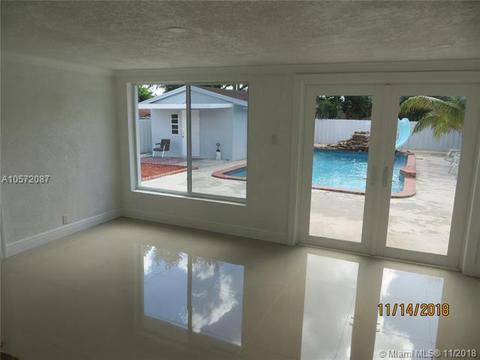 348 E 39th St, Hialeah, FL 33013 photo 16