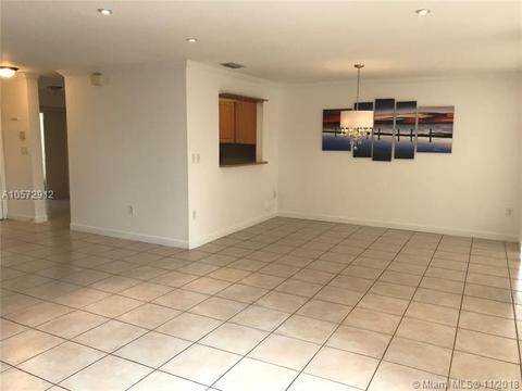 10260 NW 44th Ter, Doral, FL 33178 photo 5