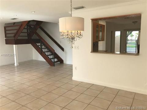 10260 NW 44th Ter, Doral, FL 33178 photo 4