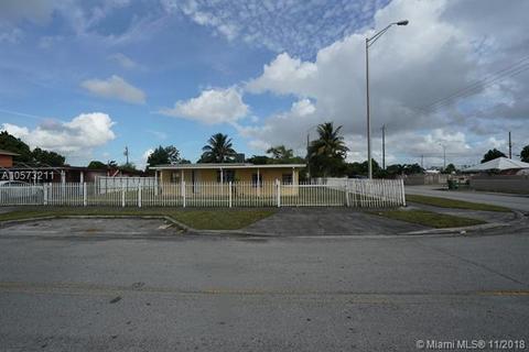 897 E 20th St, Hialeah, FL 33013 photo 2