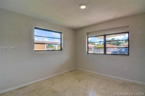 157 E 14th St, Hialeah, FL 33010 photo 9