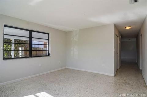 157 E 14th St, Hialeah, FL 33010 photo 6
