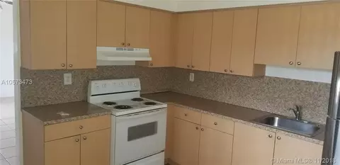5311 NW 3rd St, Miami, FL 33126 photo 4
