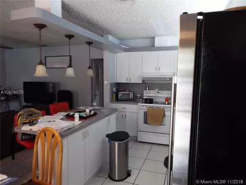 514 E 17th St, Hialeah, FL 33010 photo 3