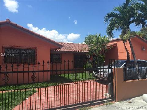 1300 W 37 St, Hialeah, FL 33012 photo 1