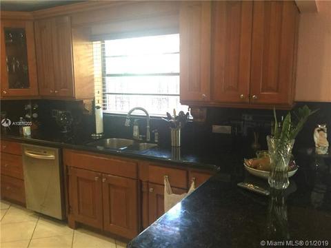 1300 W 37 St, Hialeah, FL 33012 photo 5