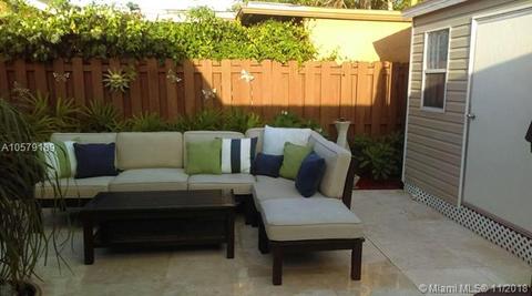 Undisclosed, Miami, FL 33193 photo 11