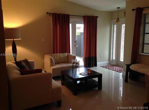 Undisclosed, Miami, FL 33193 photo 2
