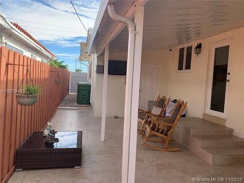 4726 E 9th Ln, Hialeah, FL 33013 photo 14