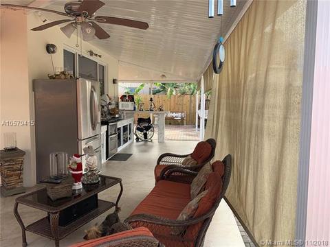 4726 E 9th Ln, Hialeah, FL 33013 photo 16