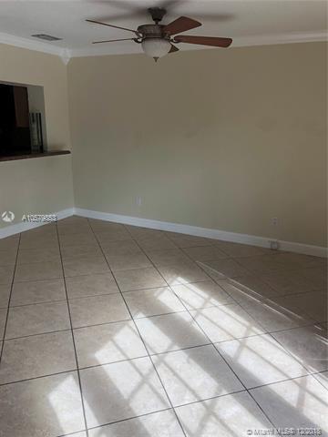 770 W 74th Pl, Hialeah, FL 33014 photo 27