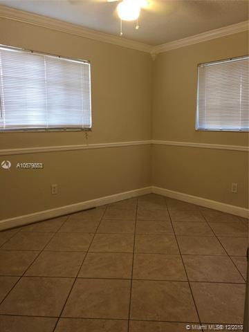 770 W 74th Pl, Hialeah, FL 33014 photo 10