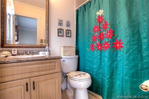 6301 Simmons St, Miami Lakes, FL 33014 photo 17