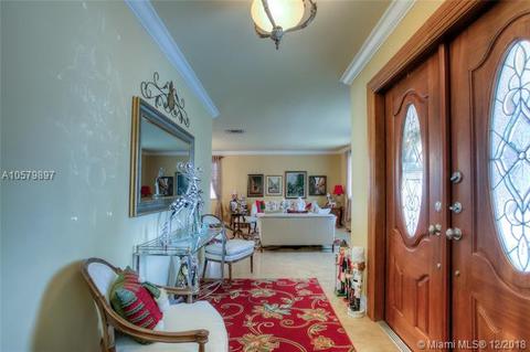 6301 Simmons St, Miami Lakes, FL 33014 photo 2