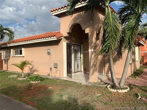 3195 W 68 Pl, Hialeah, FL 33018 photo 2