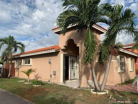 3195 W 68 Pl, Hialeah, FL 33018 photo 3