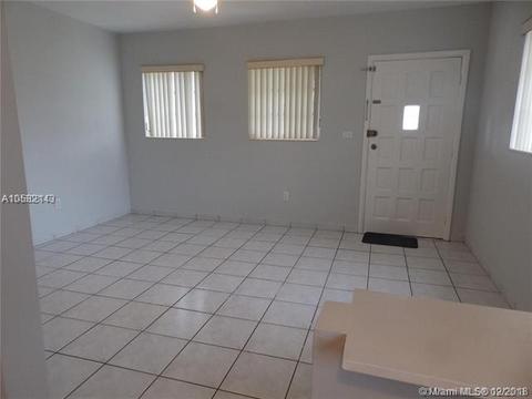 941 E 45th St, Hialeah, FL 33013 photo 8