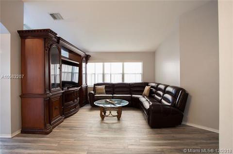 6000 S Sable Cir, Margate, FL 33063 photo 9