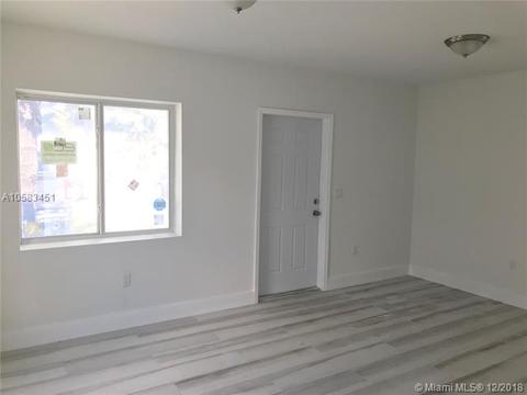 790 E 46th St, Hialeah, FL 33013 photo 3