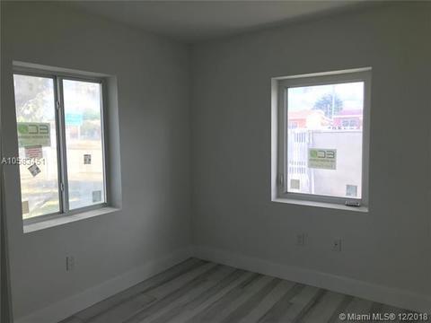 790 E 46th St, Hialeah, FL 33013 photo 8