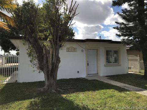 790 E 46th St, Hialeah, FL 33013 photo 2