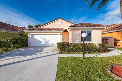 5385 NW 184th St, Miami Gardens, FL 33055 photo 3