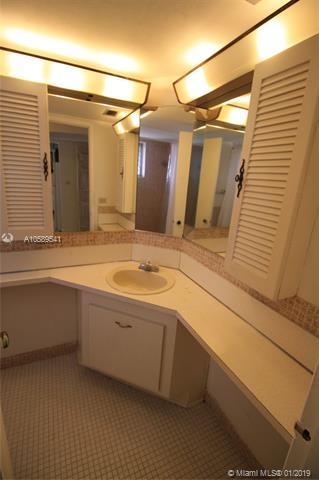 Undisclosed, Miami, FL 33179 photo 5