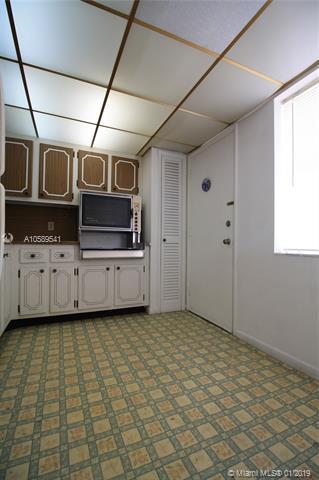 Undisclosed, Miami, FL 33179 photo 6