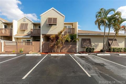 102 E Hemingway Cir, Margate, FL 33063 photo 1