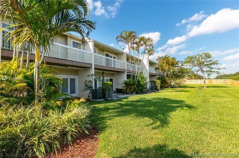 102 E Hemingway Cir, Margate, FL 33063 photo 18