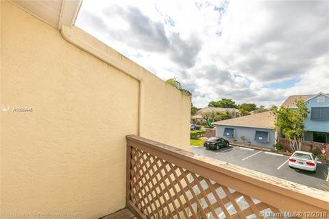 102 E Hemingway Cir, Margate, FL 33063 photo 19