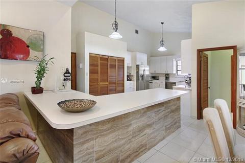 Undisclosed, Hialeah, FL 33012 photo 9