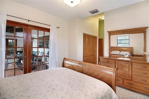 Undisclosed, Hialeah, FL 33012 photo 23