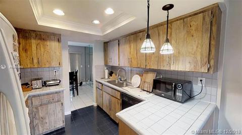 47 Toledo Ct #5-31, Davie, FL 33324 photo 8