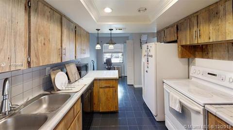 47 Toledo Ct #5-31, Davie, FL 33324 photo 7