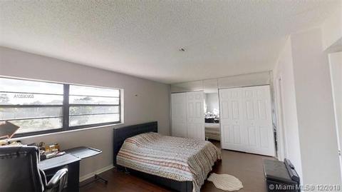 47 Toledo Ct #5-31, Davie, FL 33324 photo 24