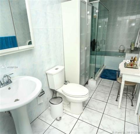 Undisclosed, Hialeah, FL 33012 photo 16