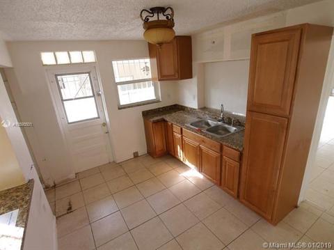 341 E 19th St, Hialeah, FL 33010 photo 4