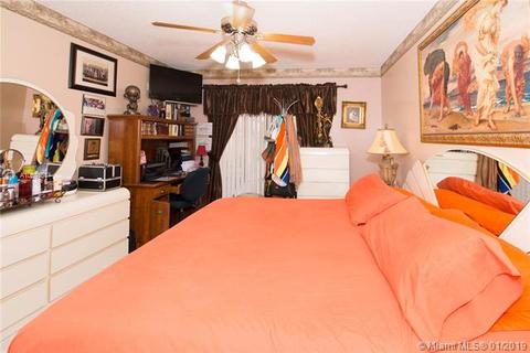 Undisclosed, Hialeah, FL 33016 photo 17